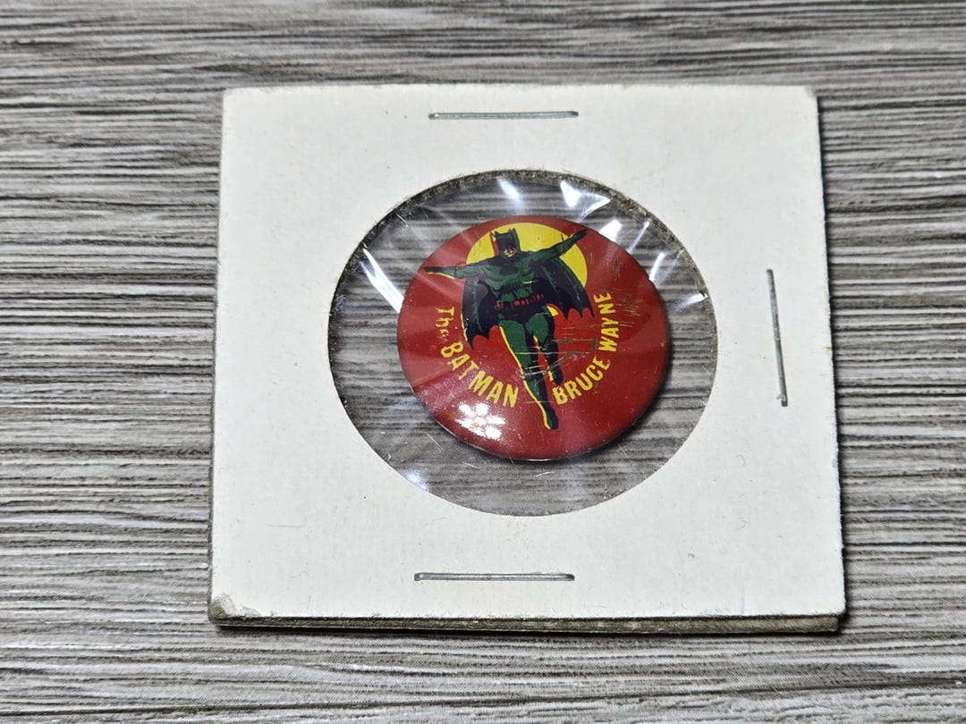 1966 Original the Batman Bruce Wayne Red Pin Button Pinback 1 Inch - Etsy