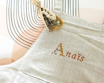 Personalized apron Embroidery/personalized/kitchen/birthday/gift/woman/man/adult/grandma/mom/party