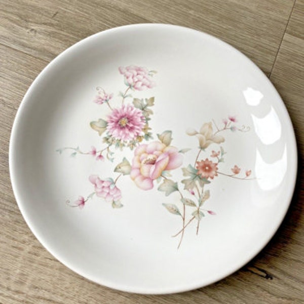 Vintage Poole Pottery Decorative Floral China Plate 21cms Diameter