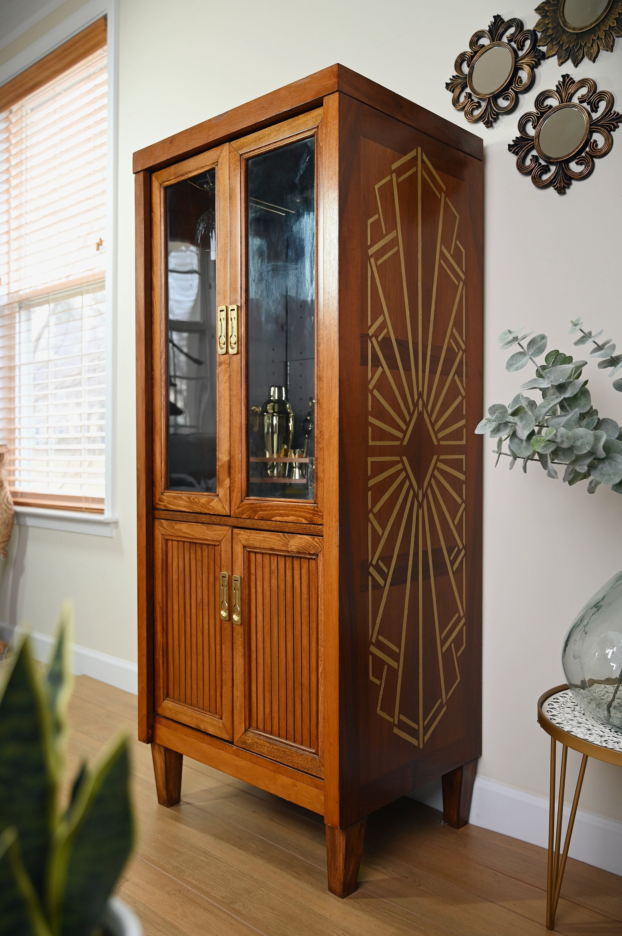 Vintage Louis Vuitton Double 'Malle Armoire' Cocktail Bar and Humidor, 1920s