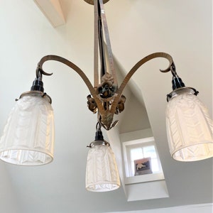 French Art Deco Chandelier, 1930s, likely Sabino