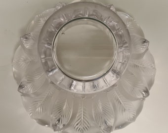 Esna-Vase von Lalique