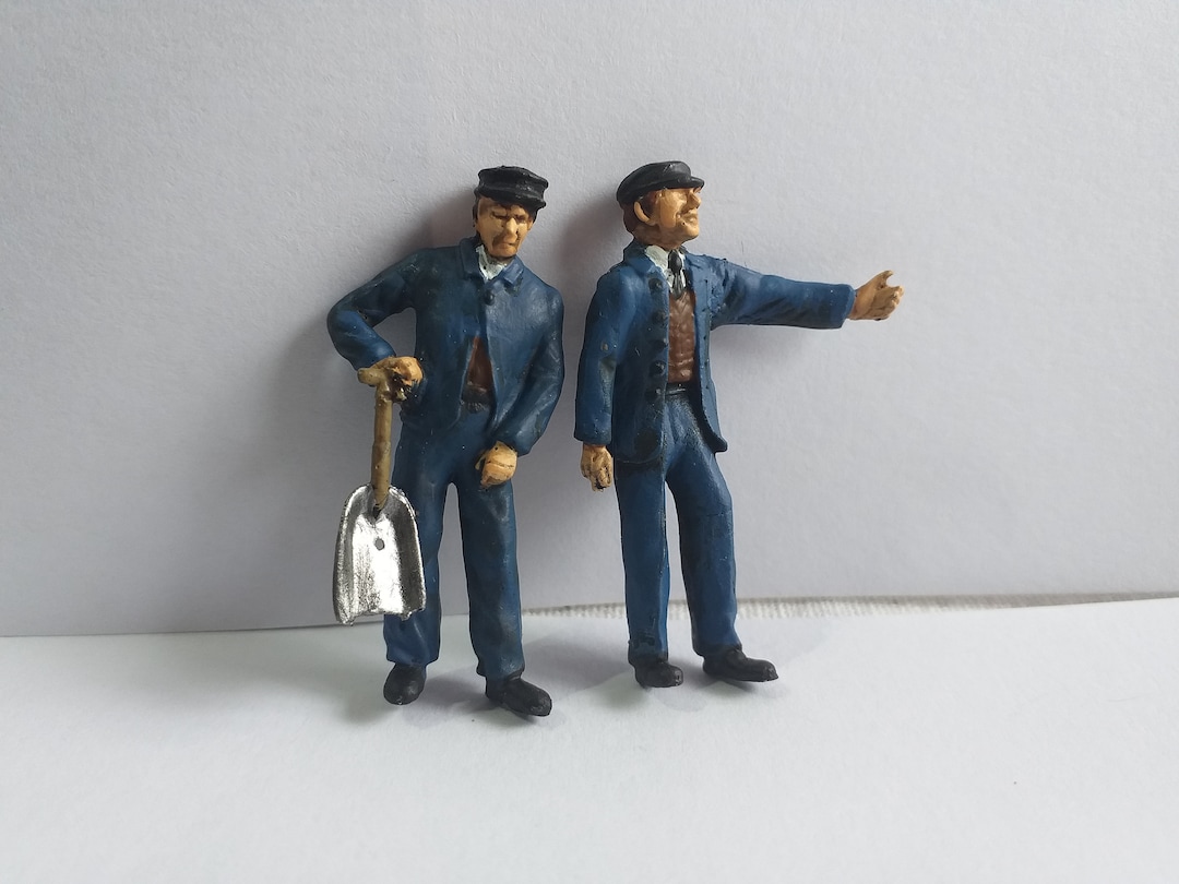 Model Railway Figures O Gauge Driver and Fireman Etsy UK