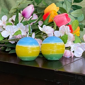 Springtime inspired ball candle