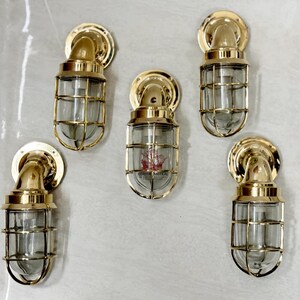 Brass Wall Light - Chic Decorative Sconce for Indoor Spaces – Ideal Gift for Home Decor Enthusiasts 5 Pcs