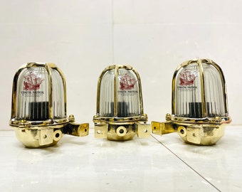 Elegant Marine Fitting Superb Quality Brass Nautical Bulkhead Swan Wall Light Lot 3