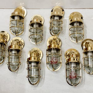 Brass Wall Light - Modern Industrial Lamp for Cozy Atmosphere – Thoughtful Gift for Newlyweds 10 Pcs