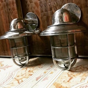 Exterior Wall Design New Aluminium Metal Swan Neck Nautical Bulkhead Outdoor Light with Shade Lot 2
