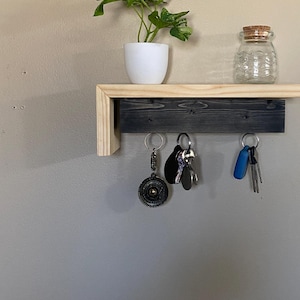 Modern Magnetic Key Holder Floating Shelf