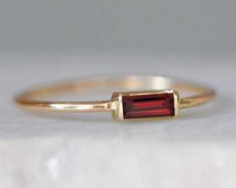 1Carat Natural Red Garnet Baguette Ring, Dainty Engagement Ring, Wedding Jewelry, Gift for Girlfriend, January Birthstone, Red Gemstone Ring