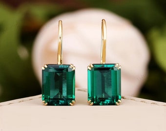 Dangle Rectangle Emerald Earring, 14K Solid Gold Emerald Earring, May Birthstone Gifts Earrings, Mothers Day Gifts, Dangling Emerald Earring