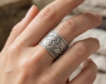 Handmade Sterling Silver Floral Band Ring, Engraved Botanical Design, Oxidized Finish