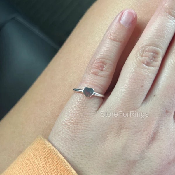 Bague coeur délicate en argent sterling 925, bague empilable en argent, bague coeur, bagues fines en argent, bagues minimalistes, petite bague coeur, bague midi