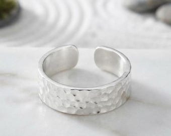 Handmade Sterling Silver Hammered Band Ring - Adjuastable Band Ring, Minimalist Artisan Jewelry