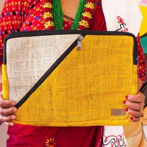 Laptoptasche aus Hanf, Notebooktasche, Laptophülle, Fairtrade, Made in Nepal, 15&quot; Zoll