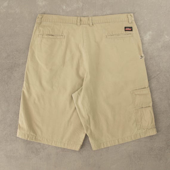 Distressed cargo shorts hotsell