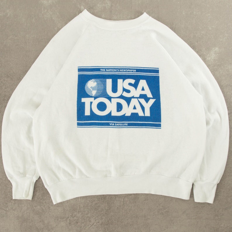 Vintage 1980s USA Today Raglan Sweatshirt Small White image 1
