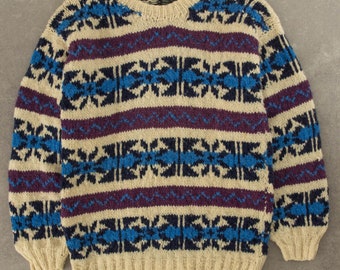 Vintage 1990s Chunky Heavy Patterned Knitted Jumper Ecuador Made XL Cream