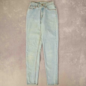 Vintage 90s Levi&#39;s 512 Straight Fit Jeans W26 L32 Women&#39;s Light Blue Denim