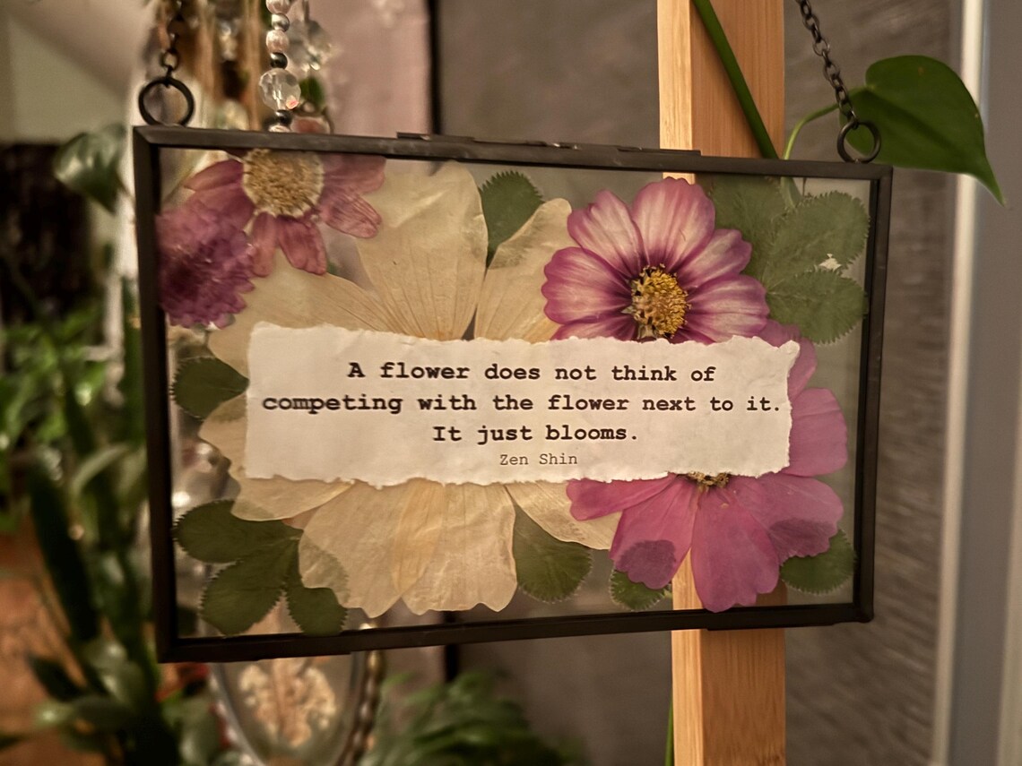 Pressed Flower Art in Glass Frame With Quote, 4x6" Black Frame - Etsy