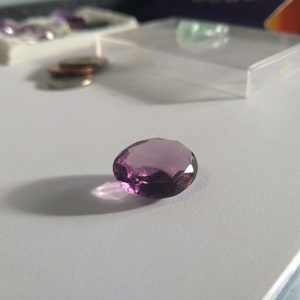 11ct Natural Untreated Amethyst Oval Cut Gemstone VS Quality: For Collections and Jewellery