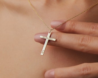 Tiny Gold Cross Necklace, A Personalized Gift for Sister, Daughter and Best Friend, Wife