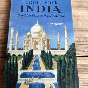 1960 Ladybird Book: Flight Four India, Travel Adventure Series