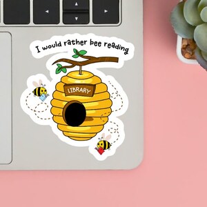 Wolałbym czytać pszczołę Zabawna naklejka winylowa Bumble Bee, naklejka Kindle, naklejki książkowe, cytat z naklejki, uroczy prezent dla miłośnika książek holograficzny