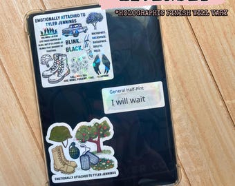 LIZENZIERTE Ravenhood Leggin holographische Vinyl Schmutz Aufkleber, Kindle Booktok Aufkleber, Bookish Merch, Bookstagram Dark Romance, Flock, Exodus