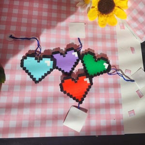 Pixel Heart Keychain – Retro 8-Bit Style Perler Bead Accessory (Multiple Colors)