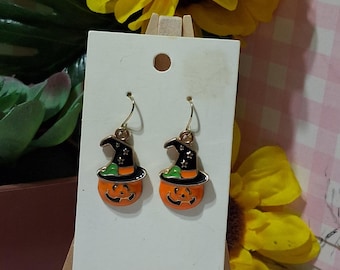 Halloween Pumpkin Earrings | Jack O Lantern Earrings | Witch Hat Jewelry | Spooky Dangle Earrings | Fall Halloween Gift | Nickel Free