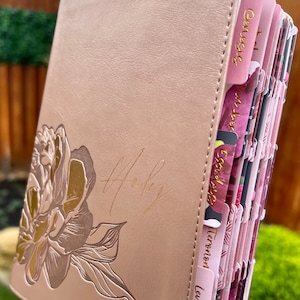 NLT Compact Giant Print Bible, Filament-Enabled Edition LeatherLike, Rose Metallic Peony, Red Letter with Floral Tabs