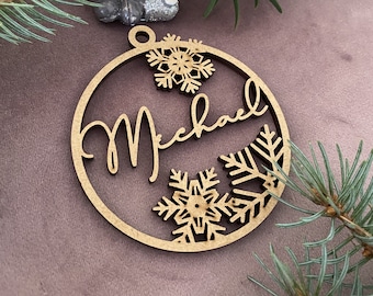 Custom CHRISTMAS tree baubles , CHRISTMAS custom gift tags with name personalized laser cut names Christmas tree decor bauble personalized