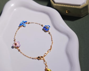 Pulsera de esmalte pintada a mano artesanalmente: diseño floral tricolor, joyería única de estilo bohemio para mujeres