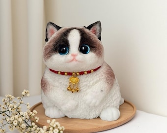 グレーキャット　アートトイ　ソフビ　刀　ネコ　デザイナーズトイ Squishy Cat Figurine – Stress Relief Fidget Desk Toy - Etsy