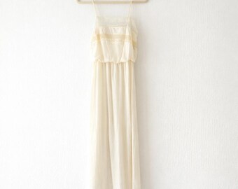 Vintage Flair Lingerie by Diane Keesee Ivory Nylon Lace Maxi Nightgown Small