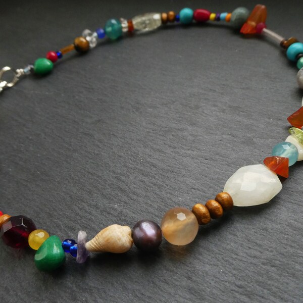 Collar de cuentas inspirado en Damon Albarn