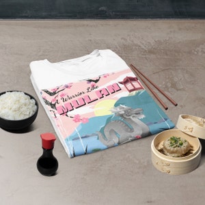 ディズニー ムーラン シャツ / ムーラン T シャツ / ディズニー バケーション シャツ / ムーラン T シャツ / ディズニー チャイナ シャツ / ムーラン ウォリアー T シャツ / ムーラン ファッション
