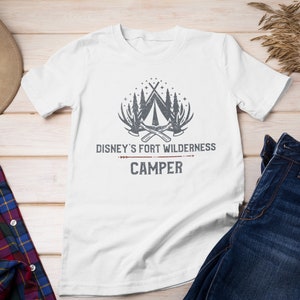 Disney’s Fort Wilderness Camper Unisexe Ultra Cotton Tee / Disney Shirt / Ft. Wilderness / Disney Camping / Disney Family / Disney Fashion