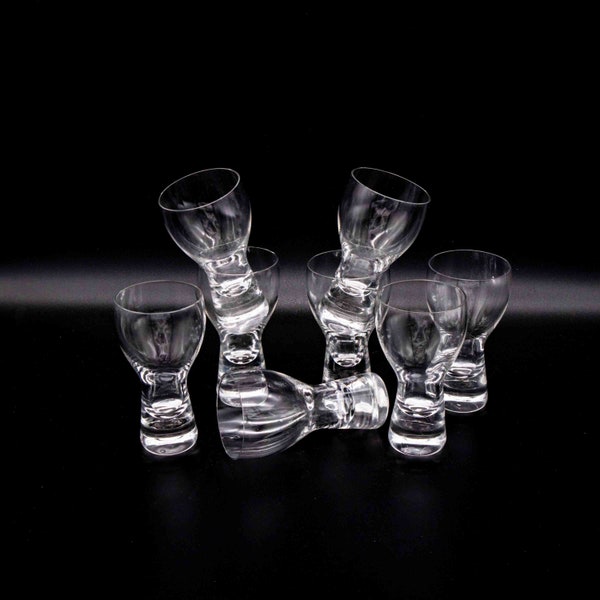 Set of 8 exceptional vintage aperitif glasses | 1970s design | Art Glass | Shot glasses | Mid Century Modern | MCM