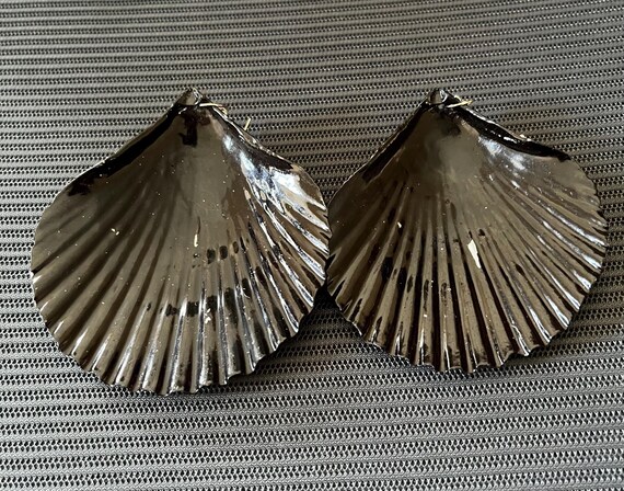 Natural Shell Statement Earrings – Oversized Beac… - image 2