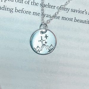 Night Court Necklace, ACOTAR, Fantasy Necklace, ACOTAR Inspired, Bookish Necklace, Book Lovers, Bibliophile, Gift For her, Dainty charm