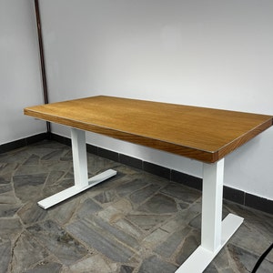 TosTil Standing Desk, Solid Wood Desk Top, Computer Desk, Handmade