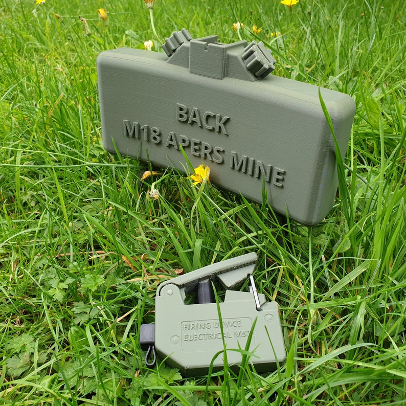 Claymore Mine M57 Clacker Replica 11 Scale Etsy