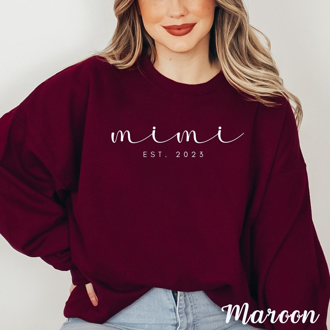 Mimi With Daisies- Women's Mimi Sweatshirt - Mimi Hand Embroidered- Mama Sweatshirt-Mother's Day Gift