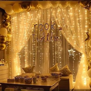 Warm white curtain lights, fairy lights, Room decor, Holiday decorations, sparkling lights, USB with remote 300 lights/8 modes
