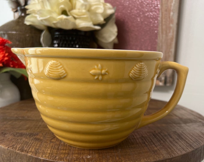 Yellow Ceramic Mixing Bowl With Spout, Bee and Beehive Decoration Etsy