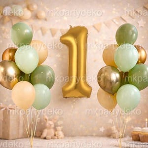 Balloon set for a 1st birthday in a beautiful shade of green.