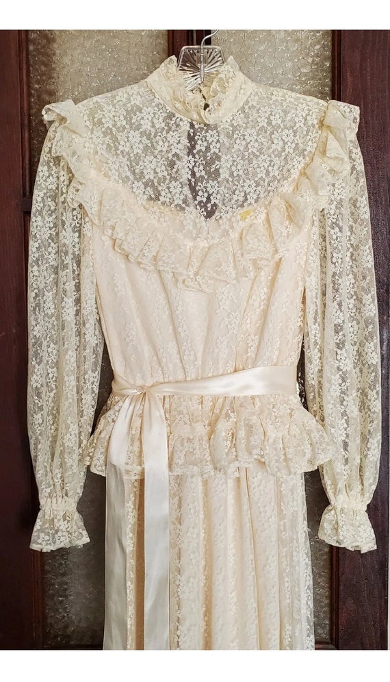 Vintage NOS Deadstock 70s Ivory Lace Wedding Dress