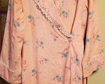 Vintage 70s 80s Seersucker Victorian Style Robe Romantic Dress Pink Floral M/L
